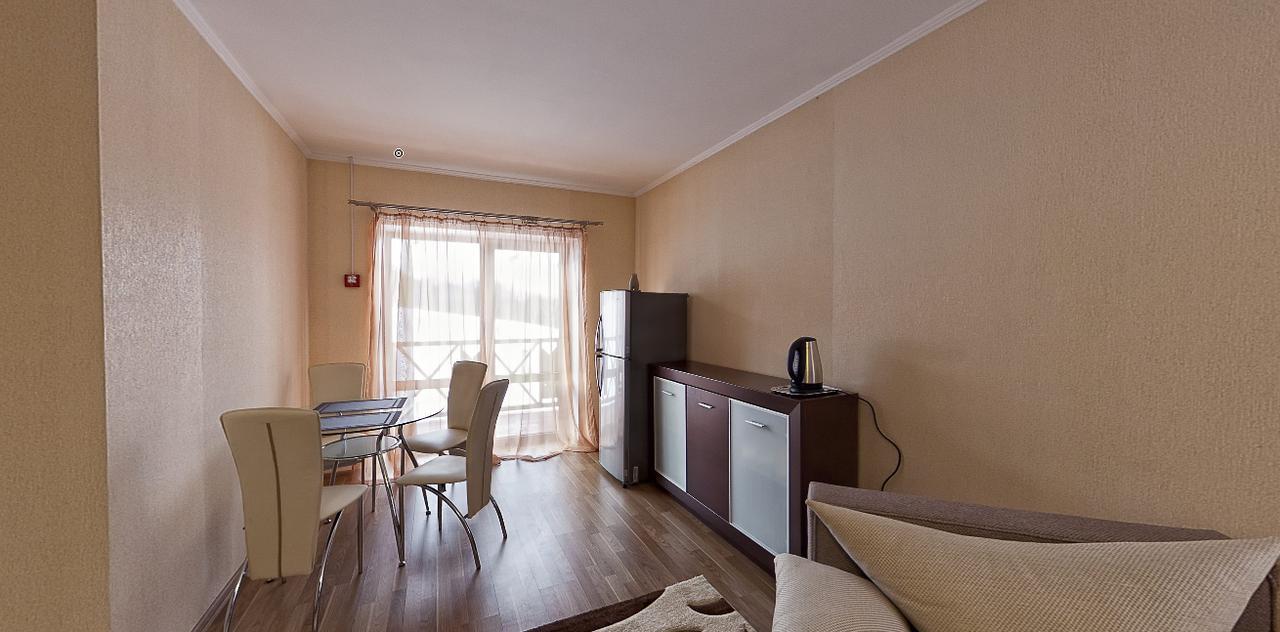 מלון וישקה Alpen House מראה חיצוני תמונה